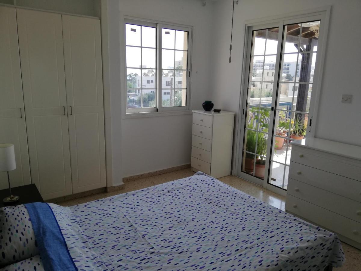 Ria Beach Sea View Apartment Pyla Esterno foto