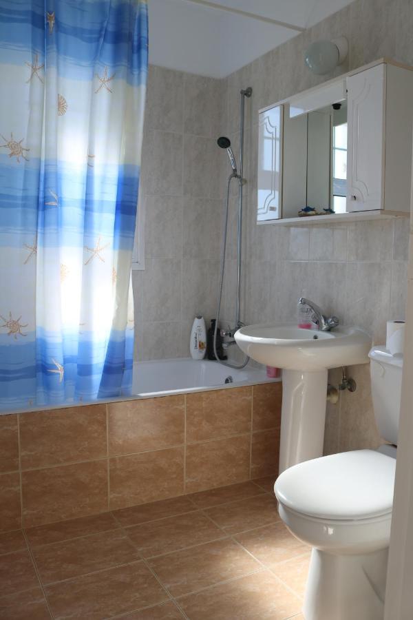 Ria Beach Sea View Apartment Pyla Esterno foto