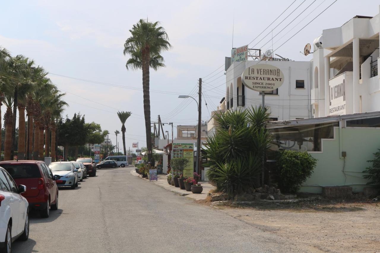 Ria Beach Sea View Apartment Pyla Esterno foto